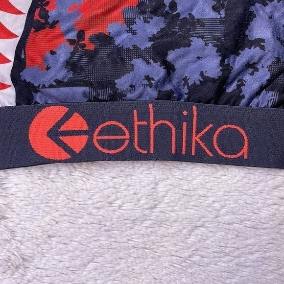 Ethika Sports Bra Shark Size Medium - Picture 3 of 5